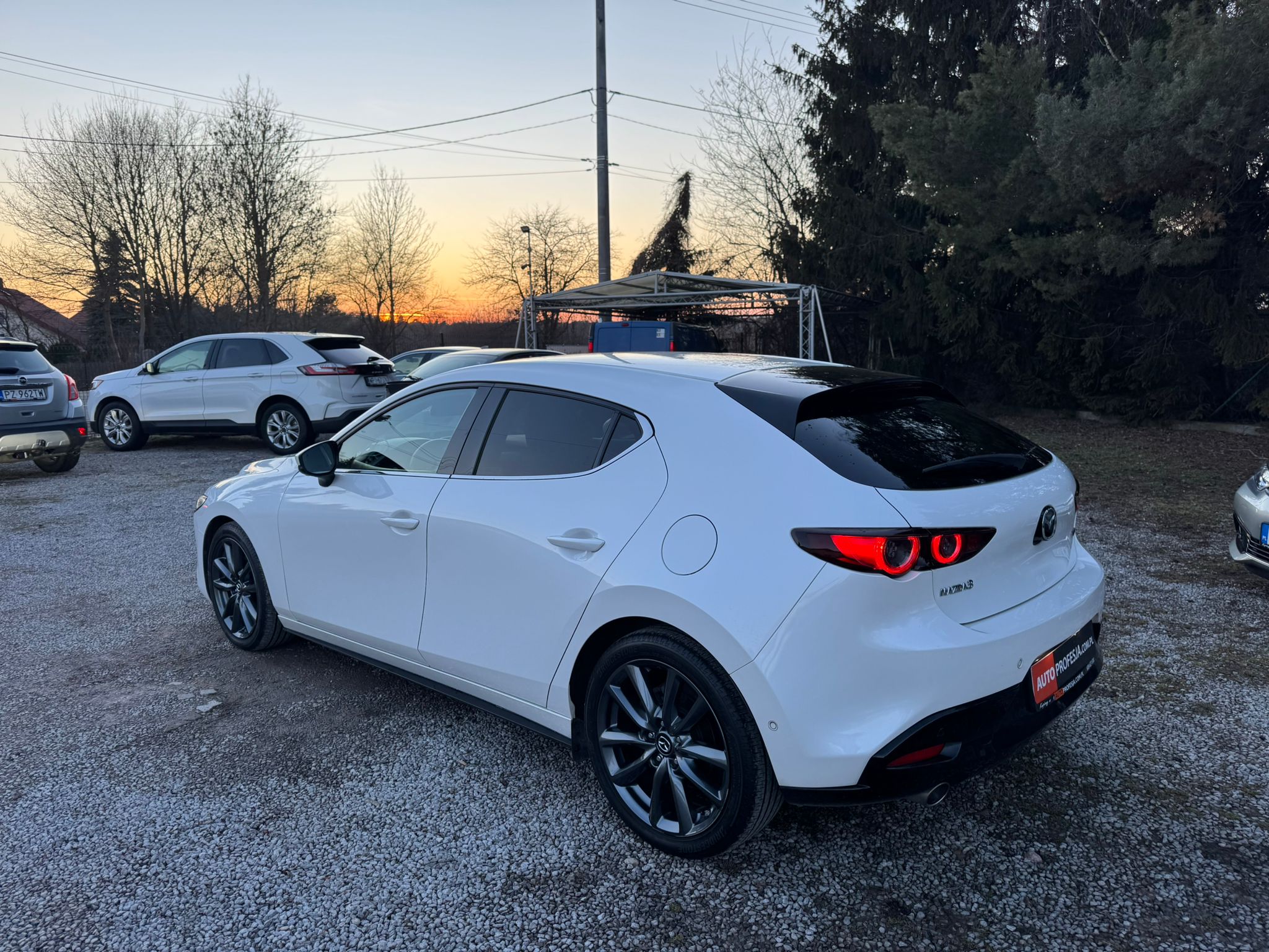 Mazda 3 2.0 Hikari 120 KM  manual 65 000 km  krajowa | VAT-marża