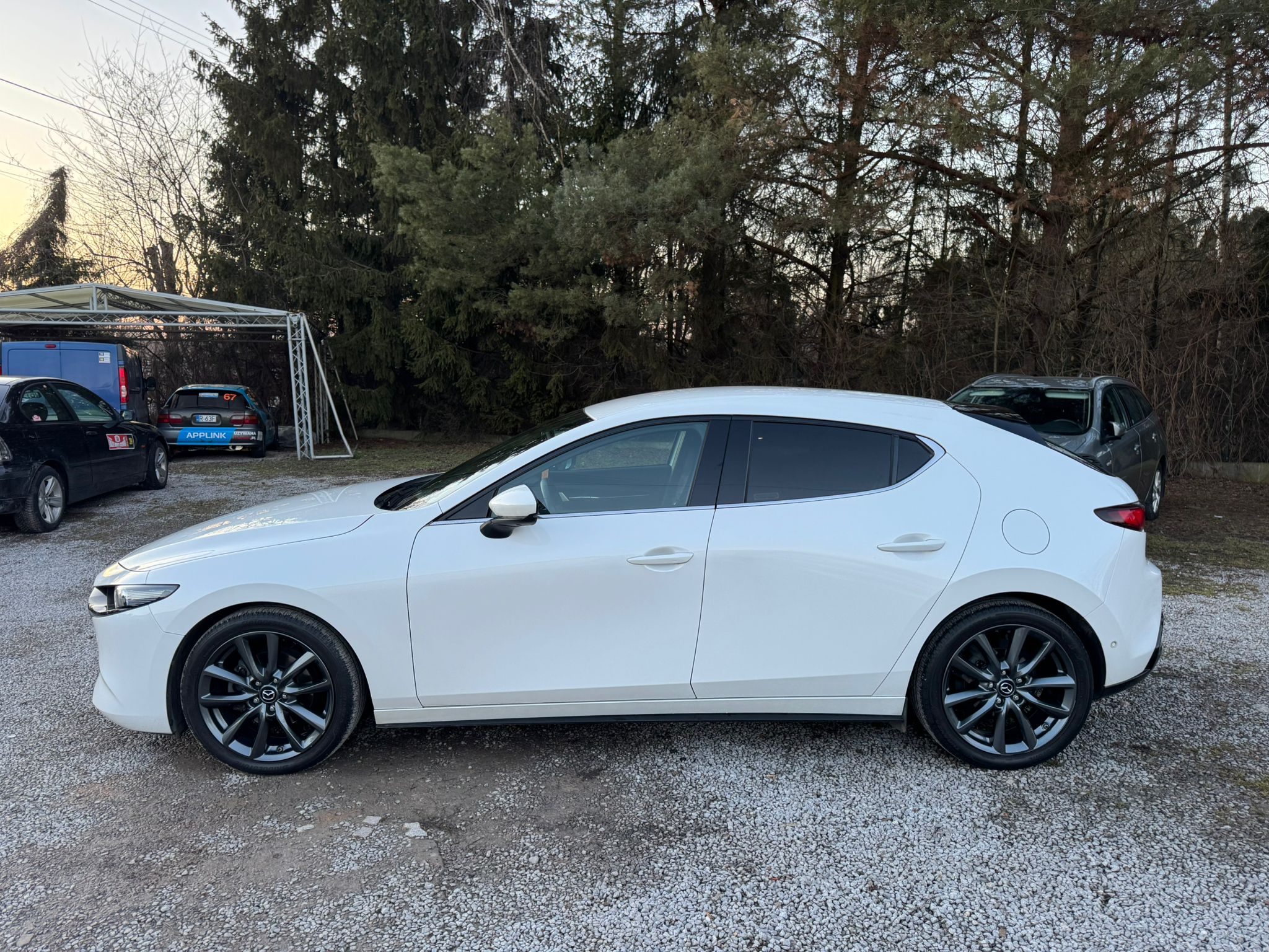 Mazda 3 2.0 Hikari 120 KM  manual 65 000 km  krajowa | VAT-marża