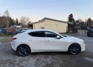 Mazda 3 2.0 Hikari 120 KM  manual 65 000 km  krajowa | VAT-marża