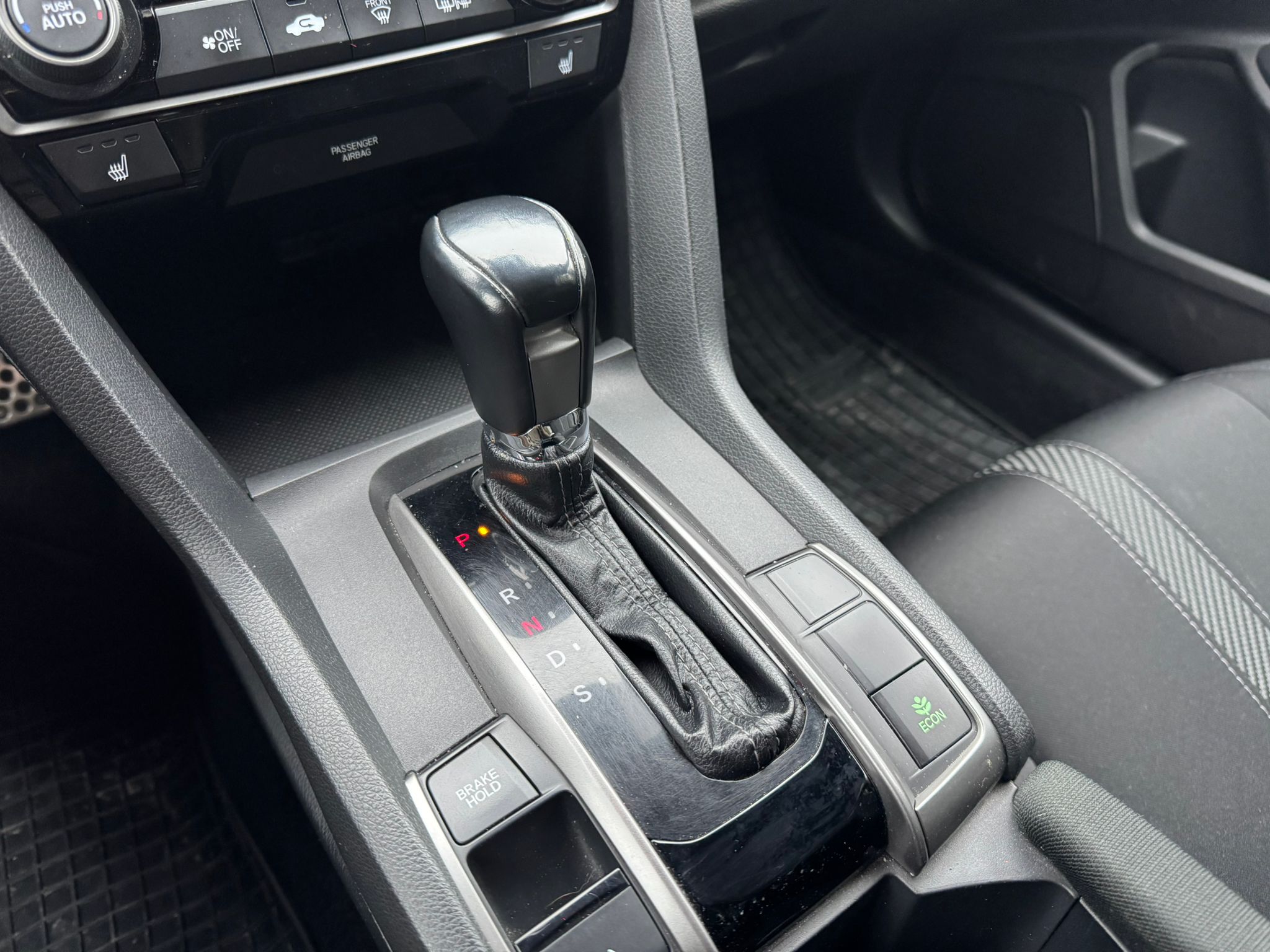 Honda Civic X 1.5 VTEC Turbo Sport Automat | 2018 | 126 000 km